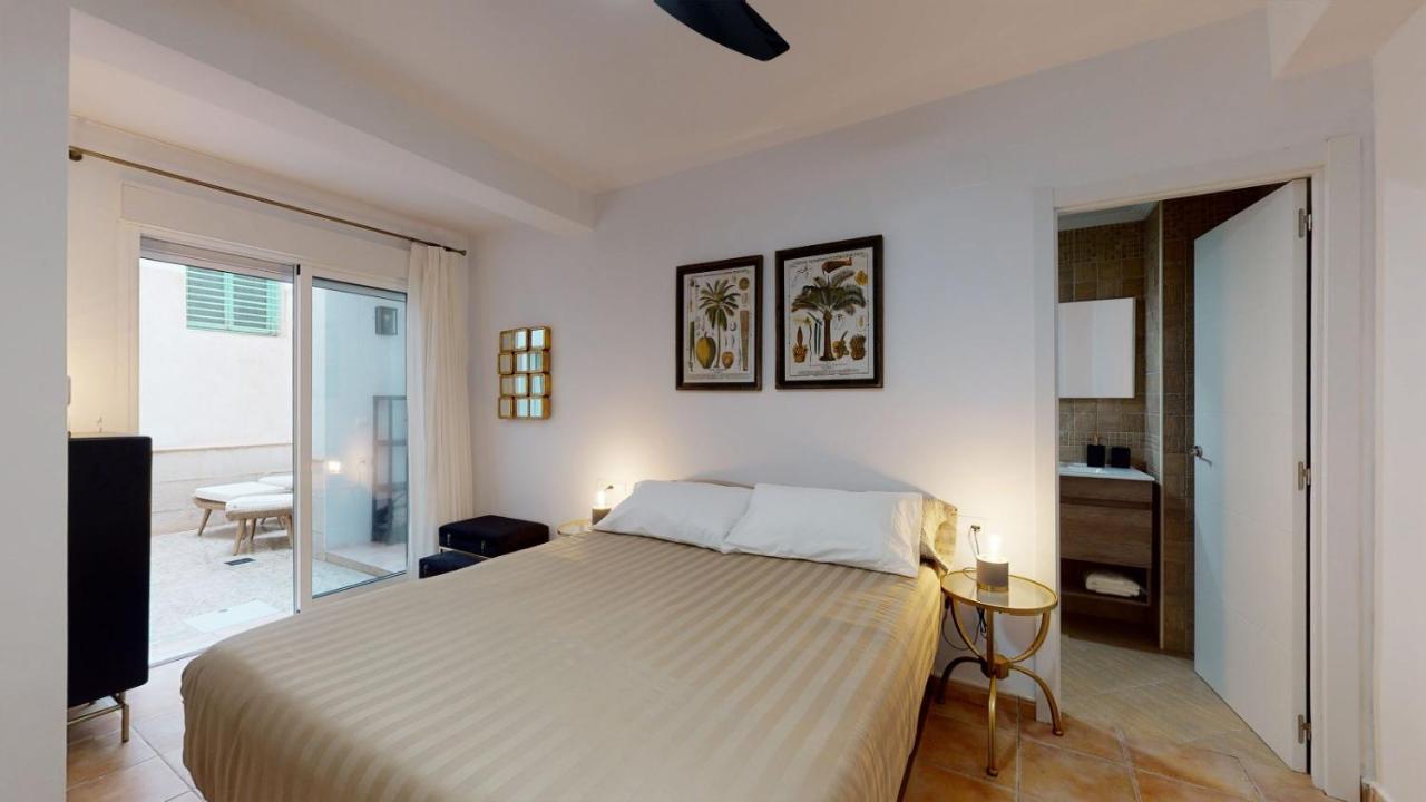Holisplace- Lovely Apartment In Downtown Аликанте Экстерьер фото