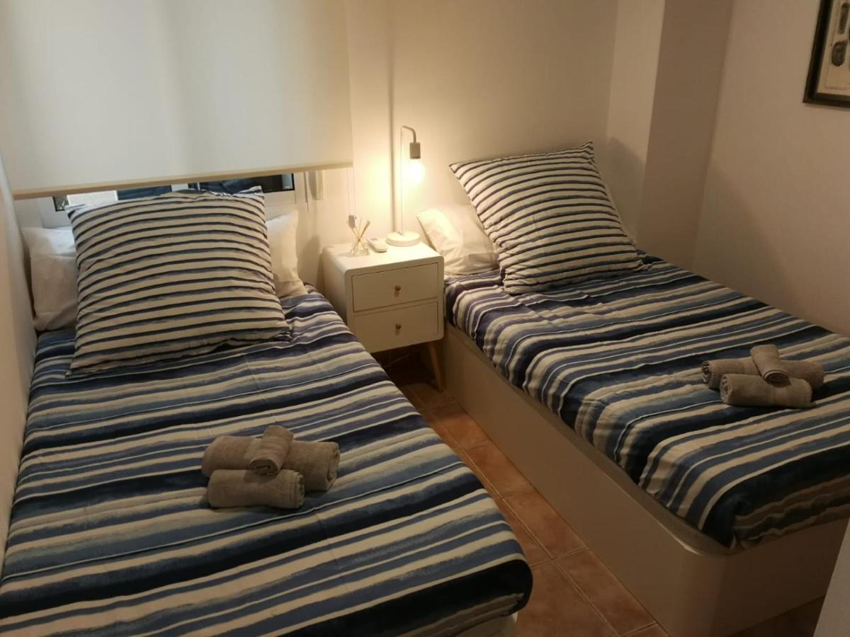 Holisplace- Lovely Apartment In Downtown Аликанте Экстерьер фото
